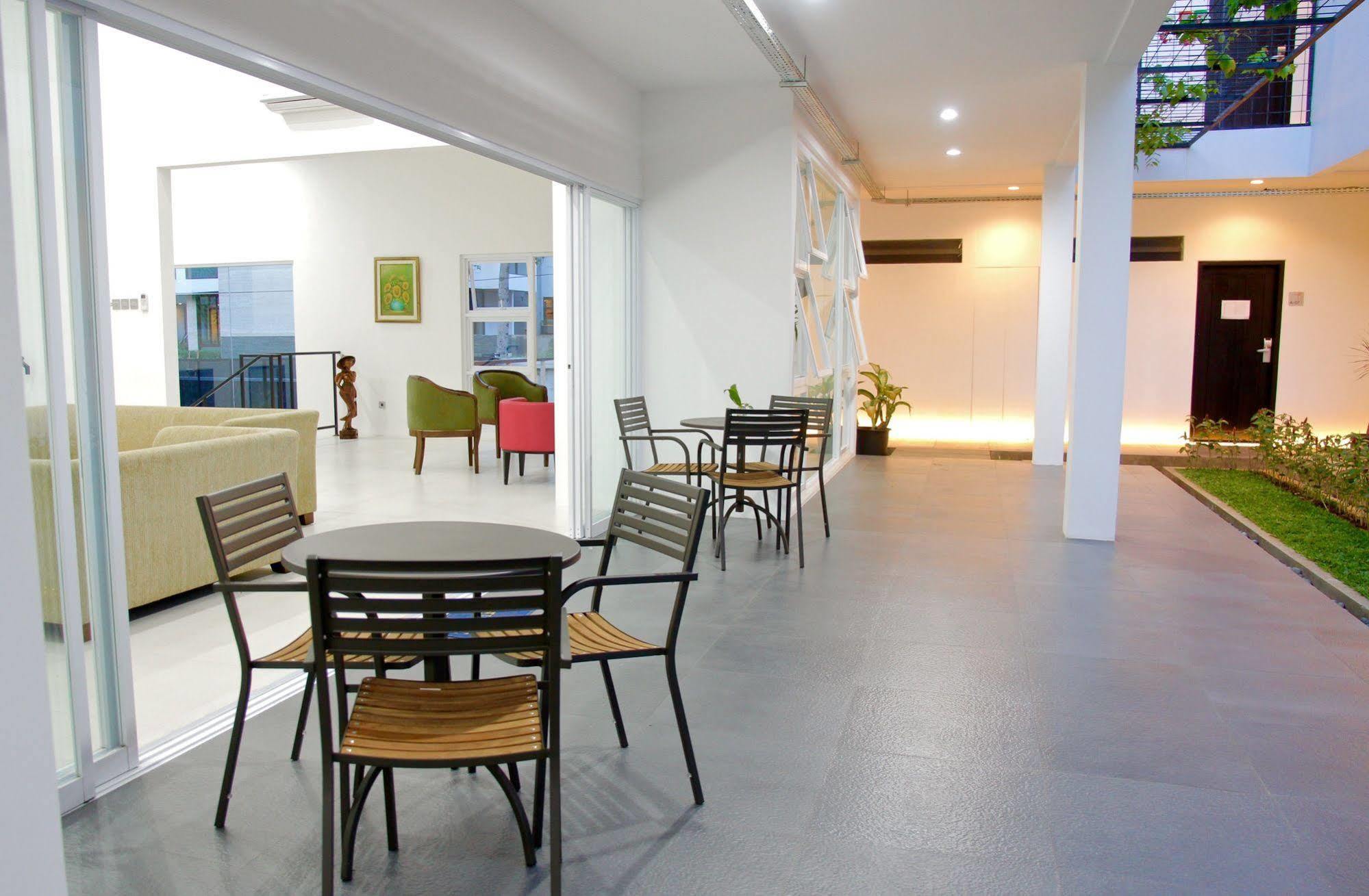 Ampera Avenue Residence Джакарта Екстер'єр фото